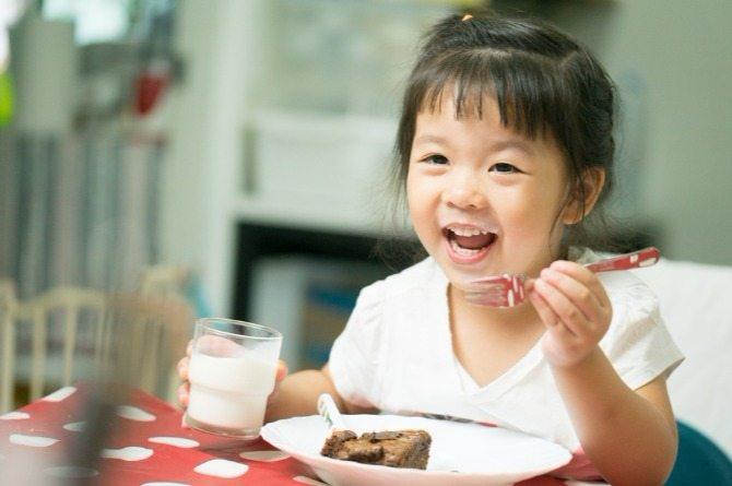 Liệt kê 5 loại thực phẩm chứa chất béo tốt nhất cho trẻ dùng